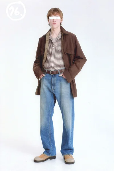 Look 16